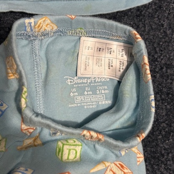 Disney Parks -baby Donald Duck t-shirt and pants set -6 months - Picture 6 of 8
